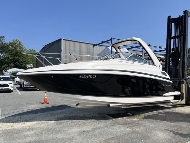 2017 Regal 28 Express