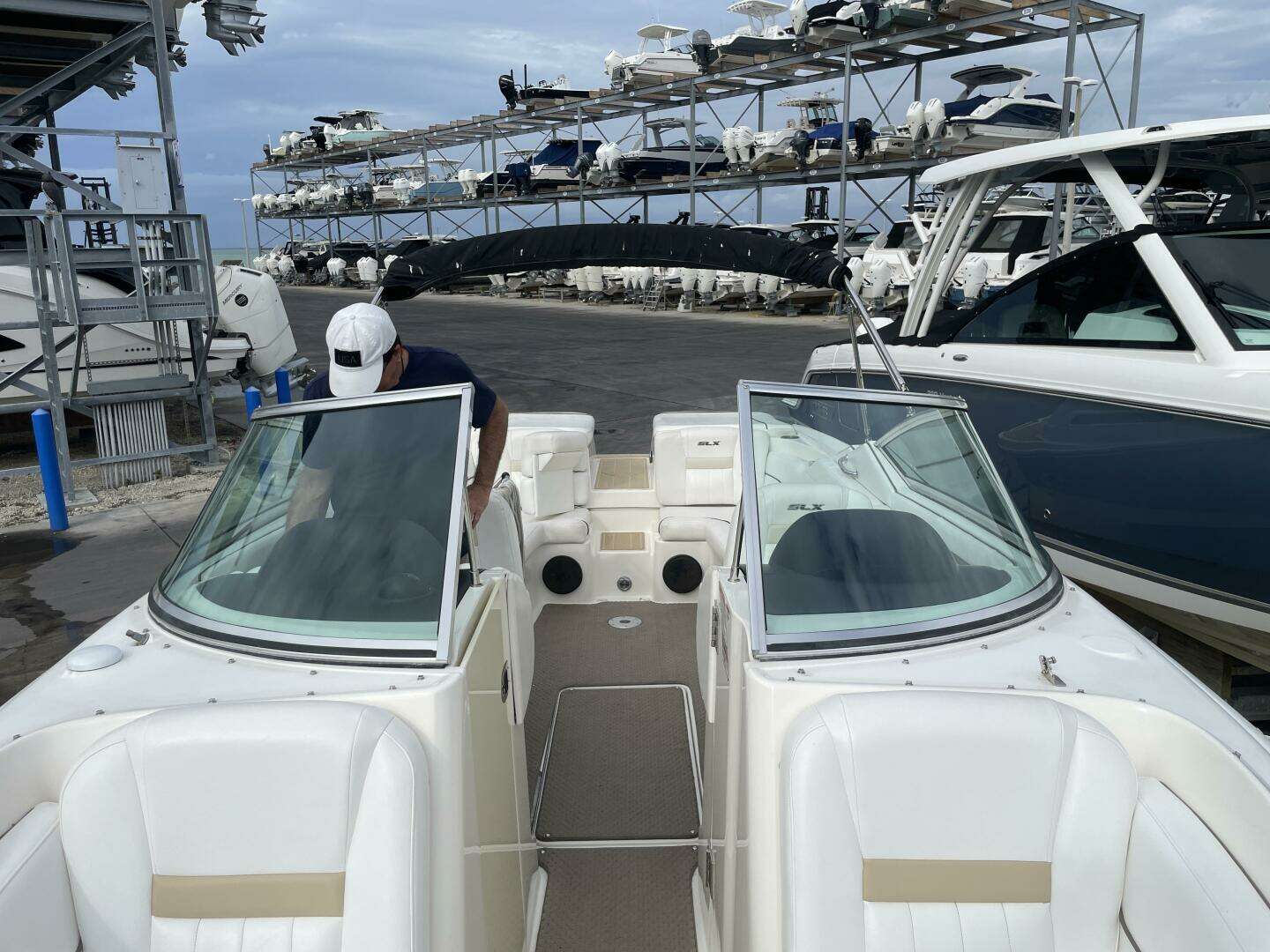 2008 Sea Ray 270 SLX - Image 22