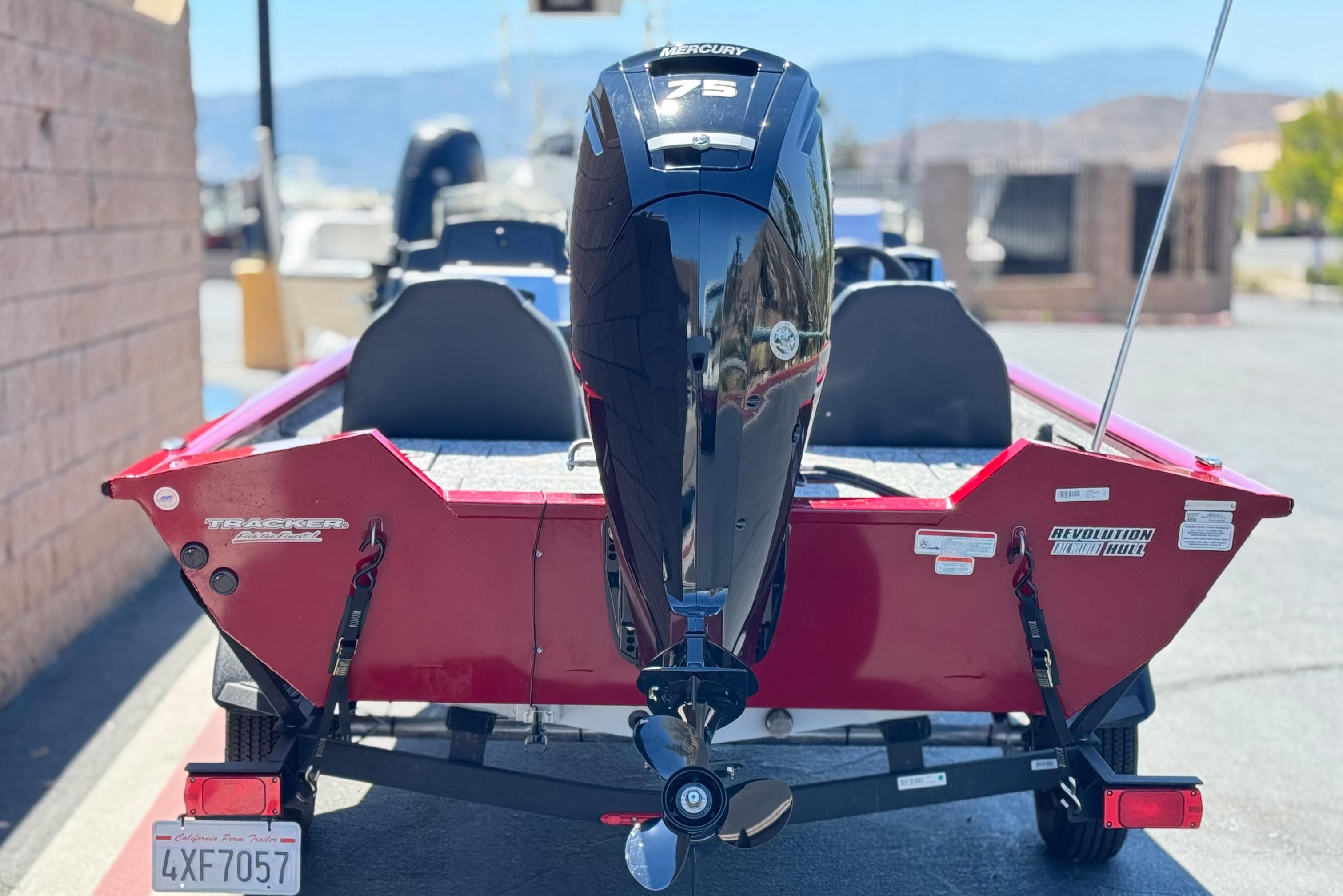 2025 Tracker Pro Team 175 TXW boat with Mercury 75 engine, rear view.