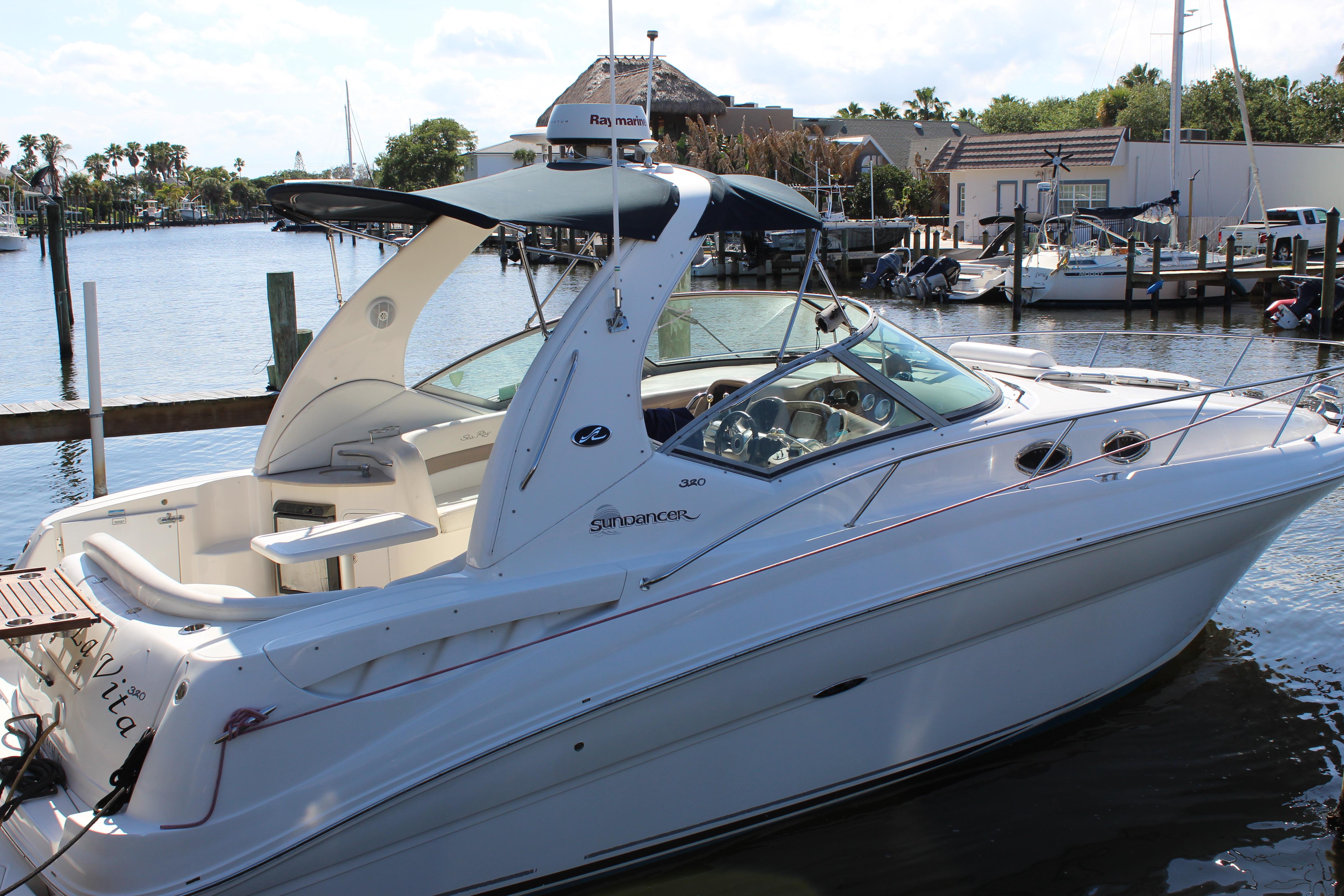 2005 Sea Ray Sundancer 320