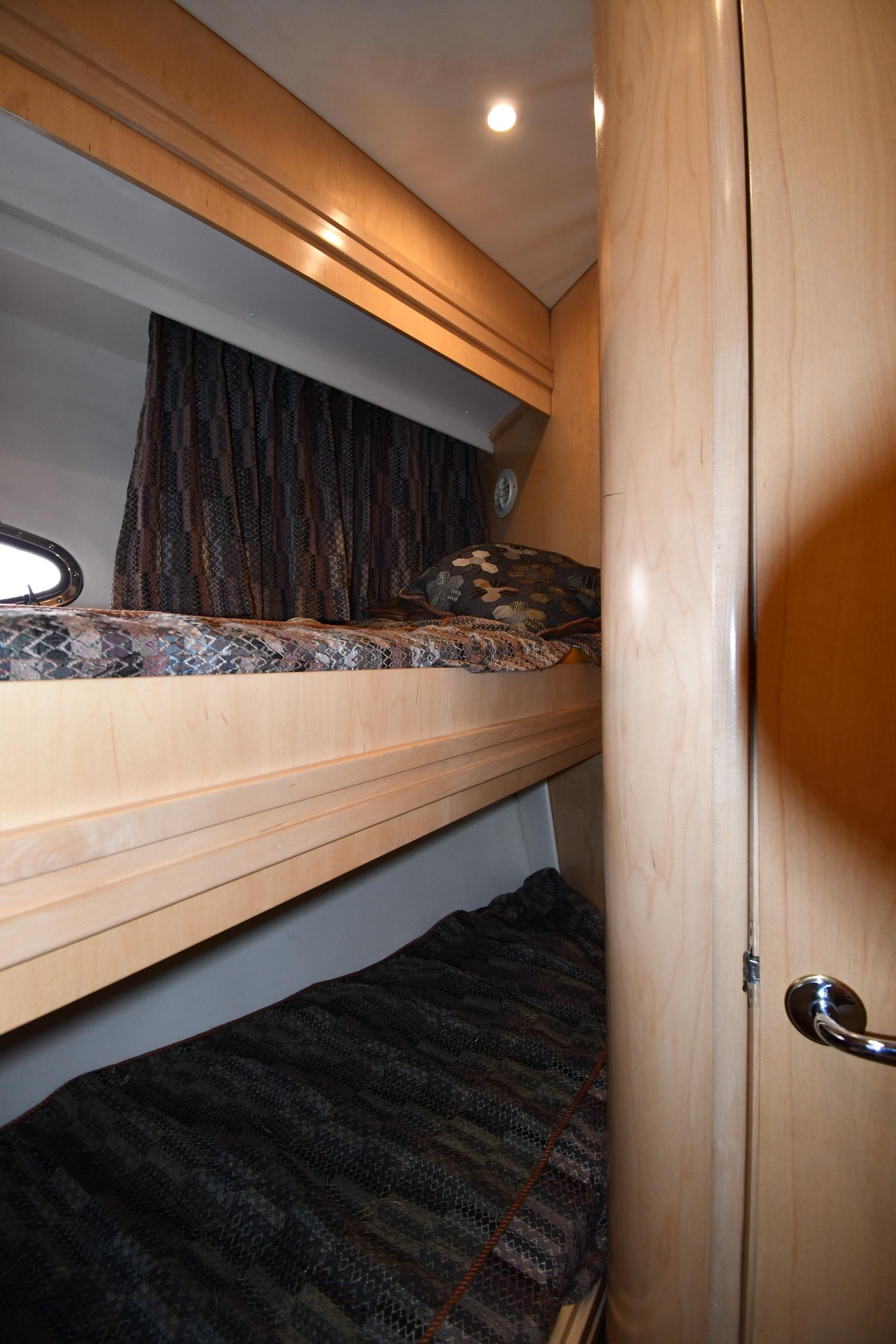 1998 Carver 530 Voyager Pilothouse - 52