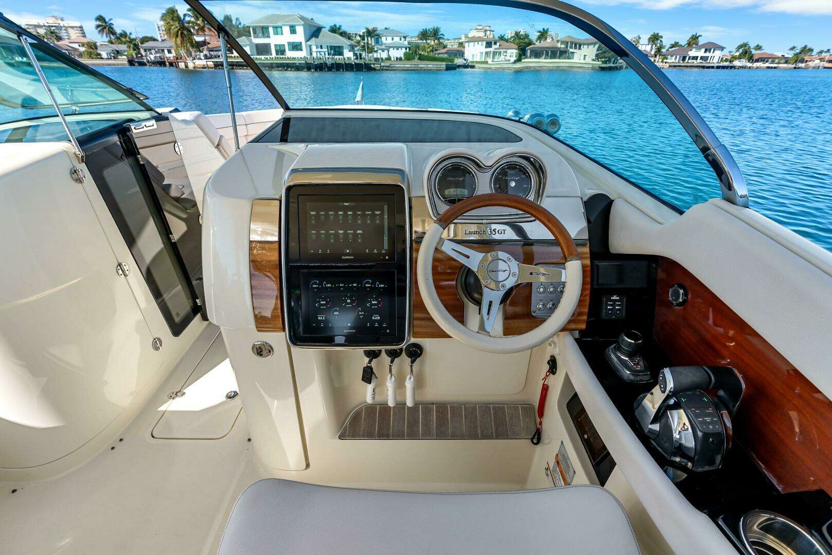 2021 Chris-Craft Launch 35 GT OB - Image 54