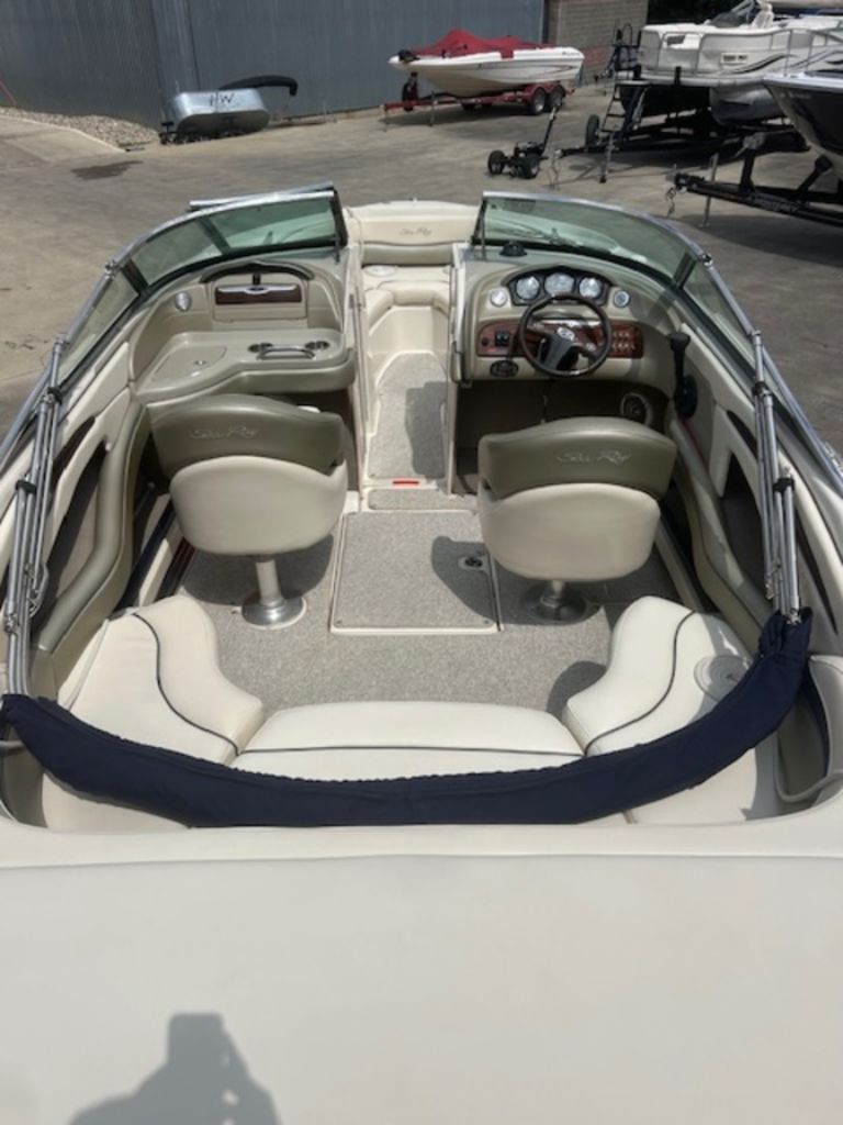 2005 Sea Ray 240 Select - 12