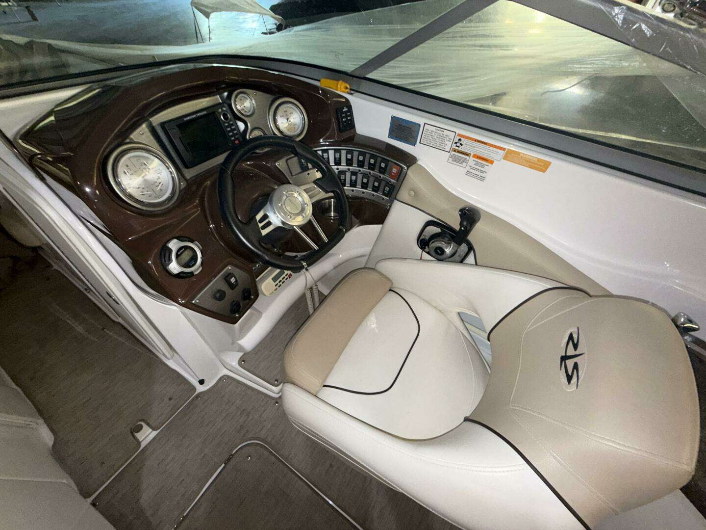2013 Rinker 276 Captiva Bowrider - Image 14