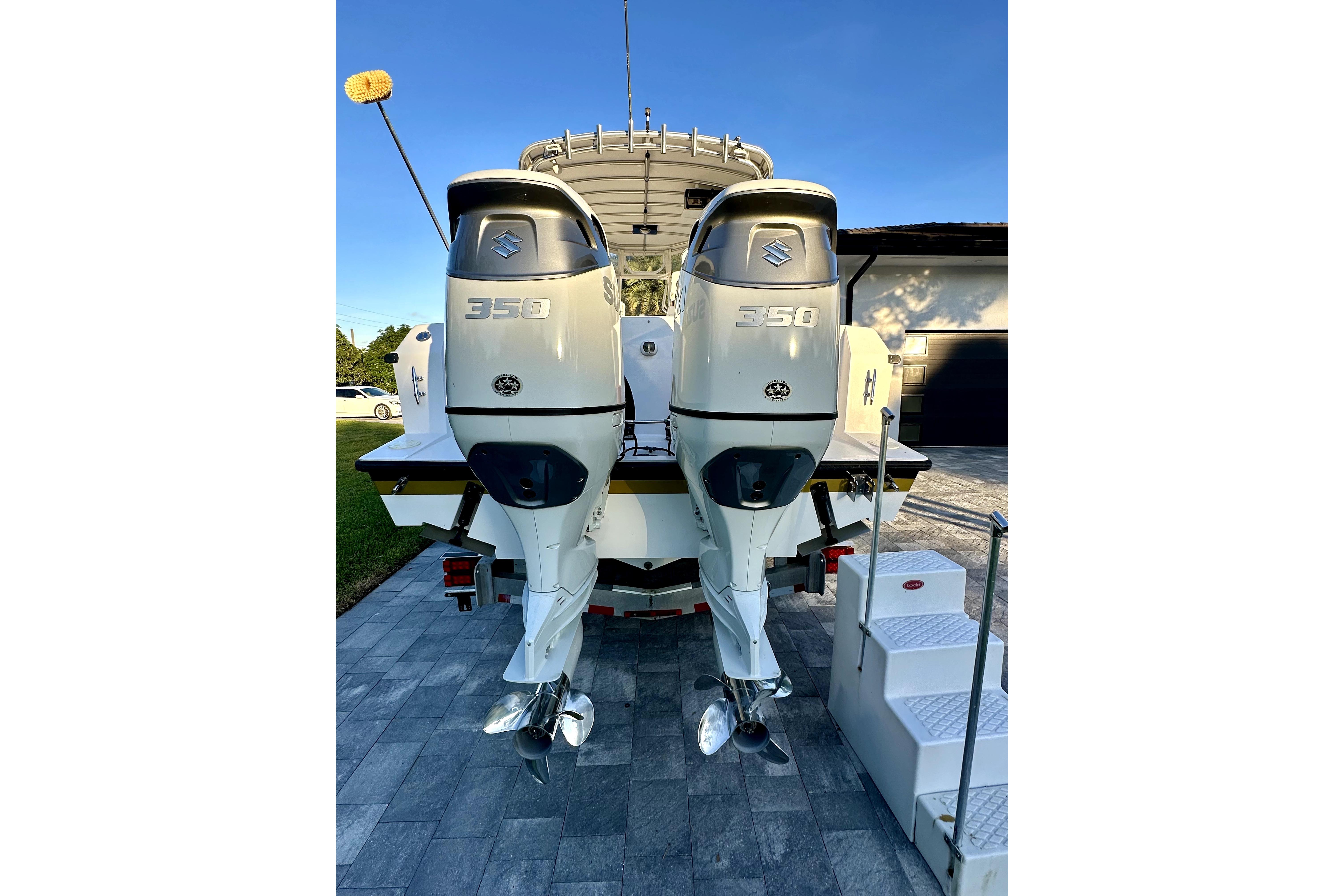 2006 Contender 35 Express Side Console with twin 350 horsepower outboard engines.