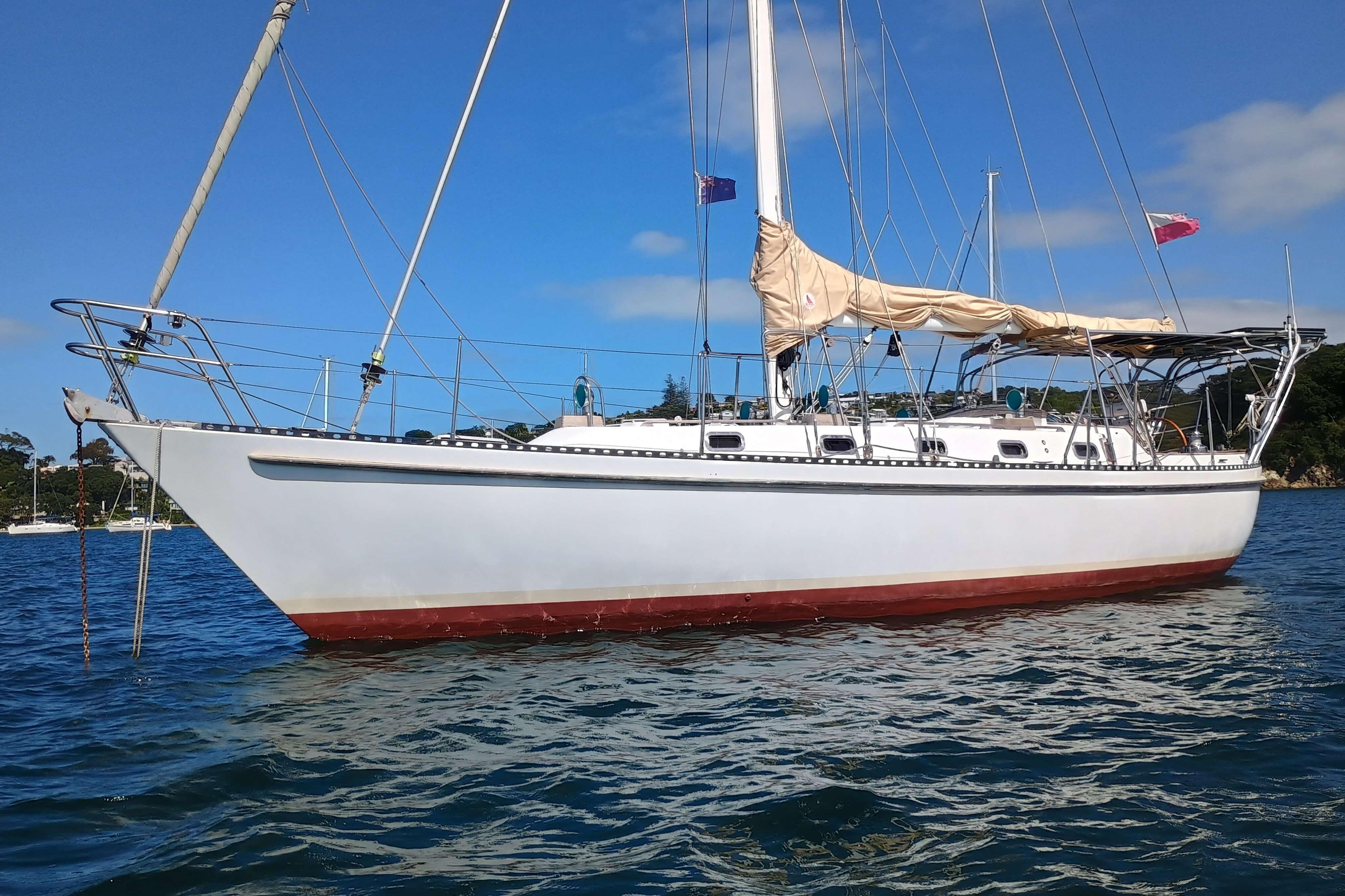 1985 Tayana 42