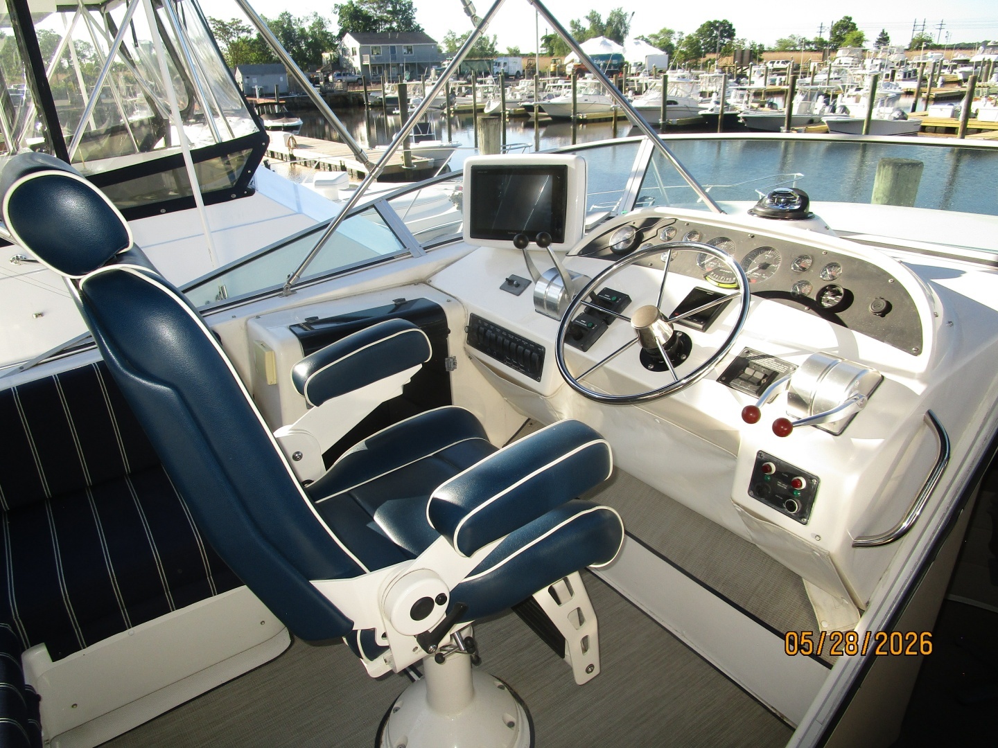 1998 Bayliner 4788 - Image 17