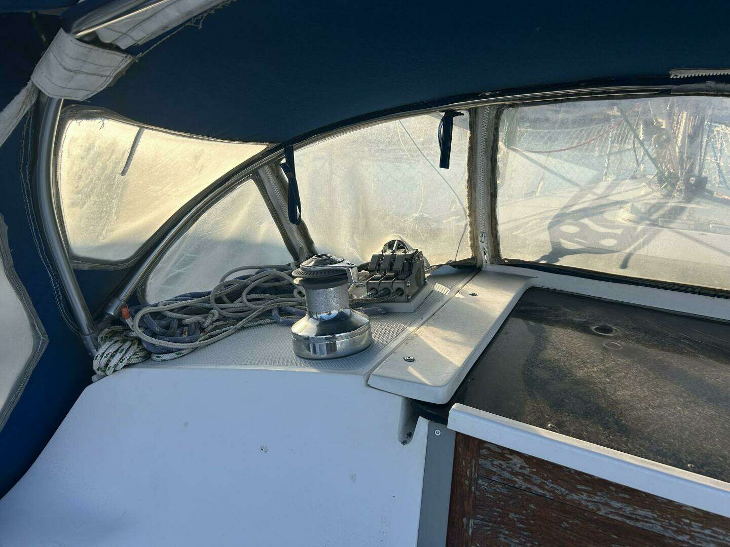 1995 Catalina 320 - Image 48