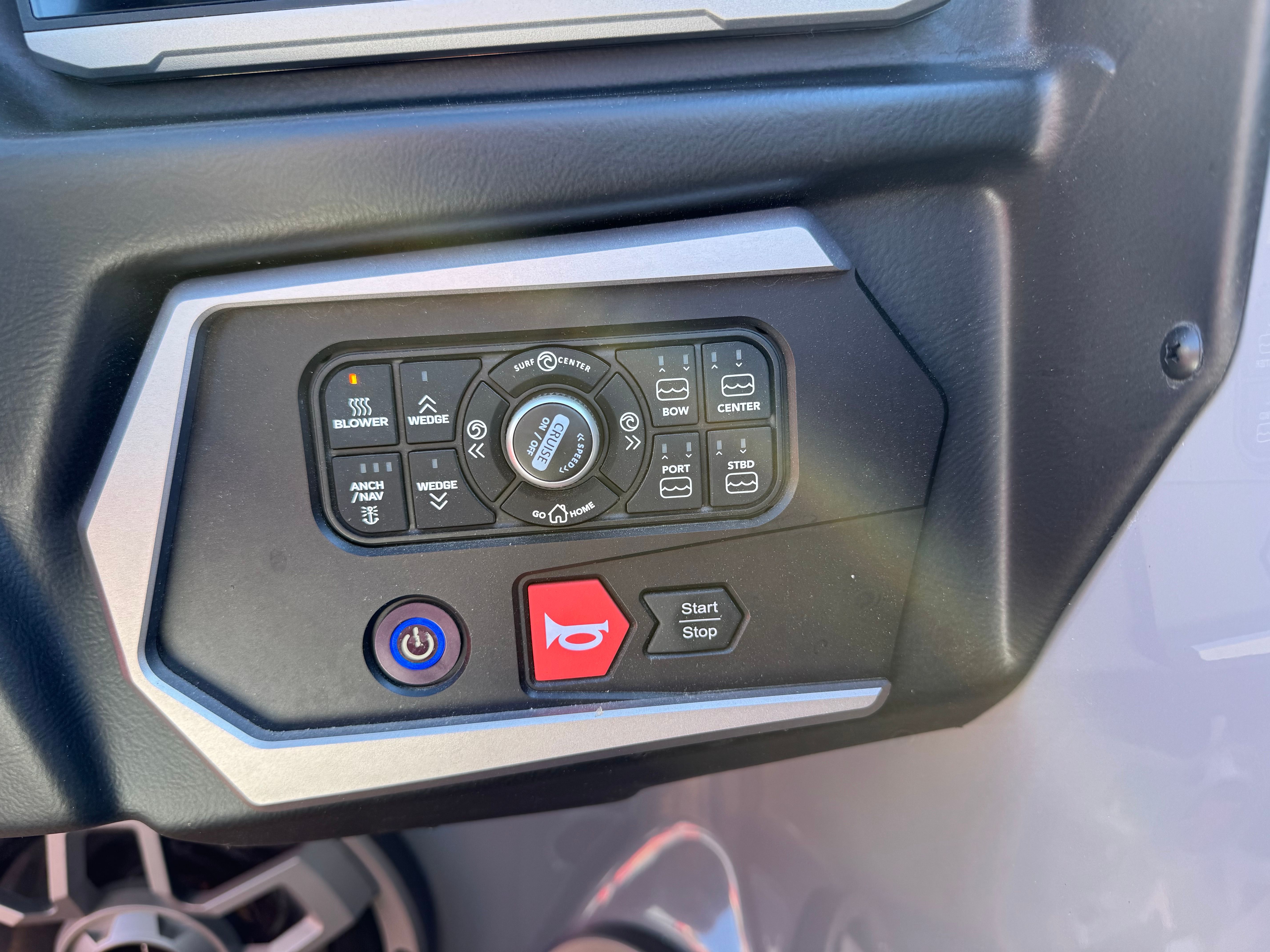 2022 Axis T250 - 16