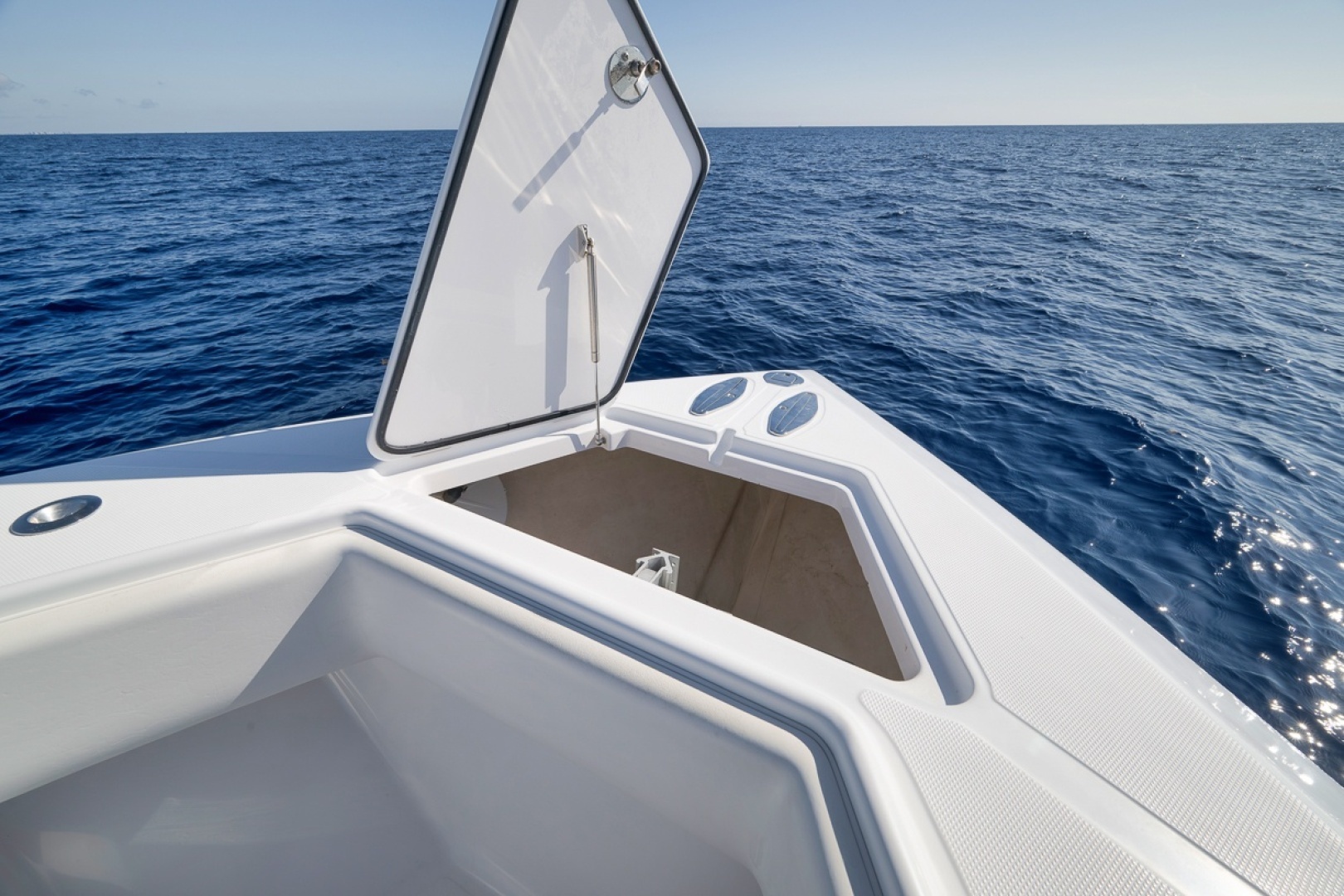 2017 Bahama 41CC - Image 51