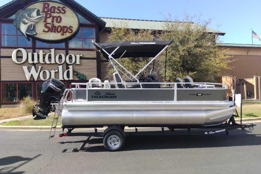 2026 Sun Tracker Bass Buggy 18 DLX
