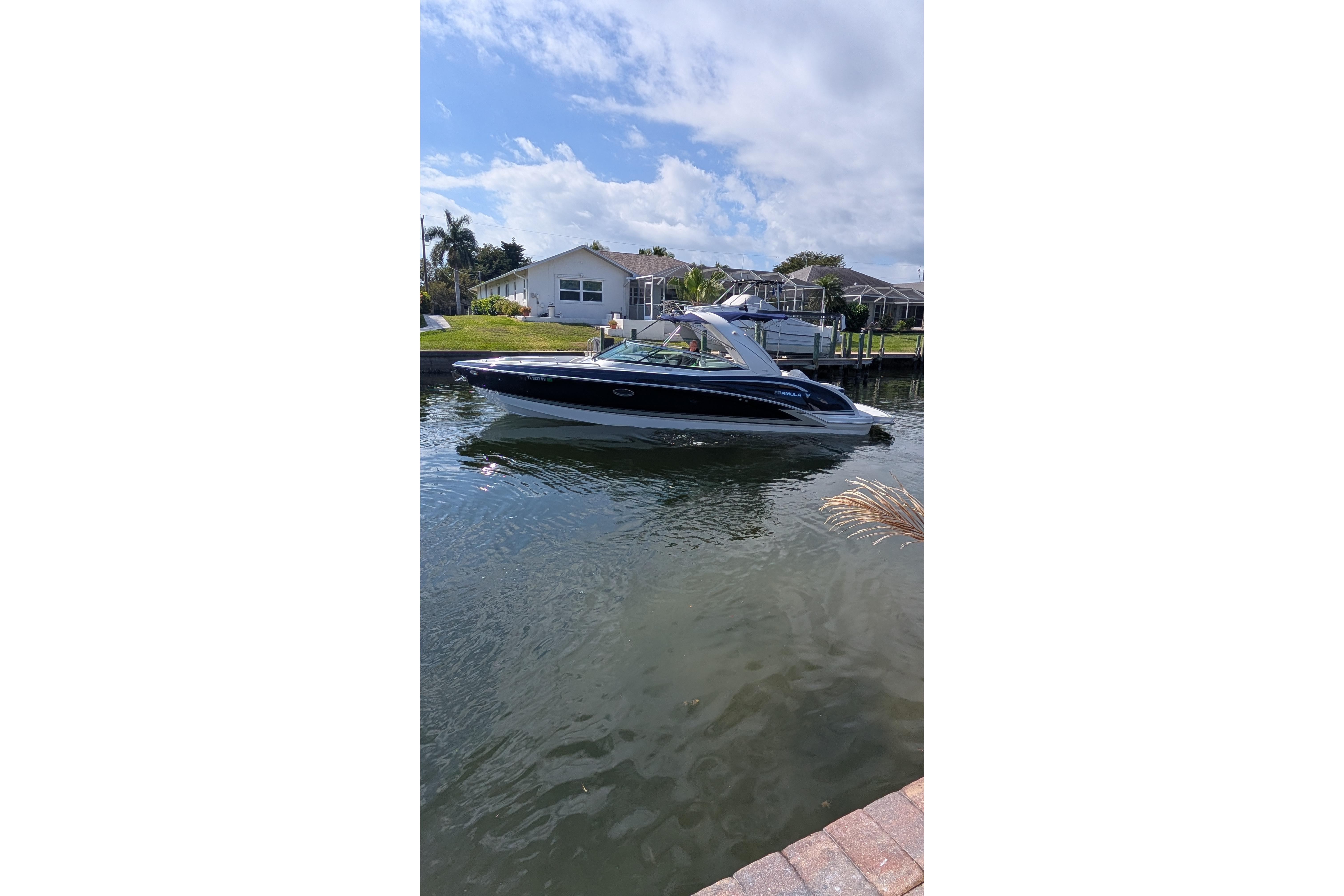 2014 Formula 310 Bowrider - 9