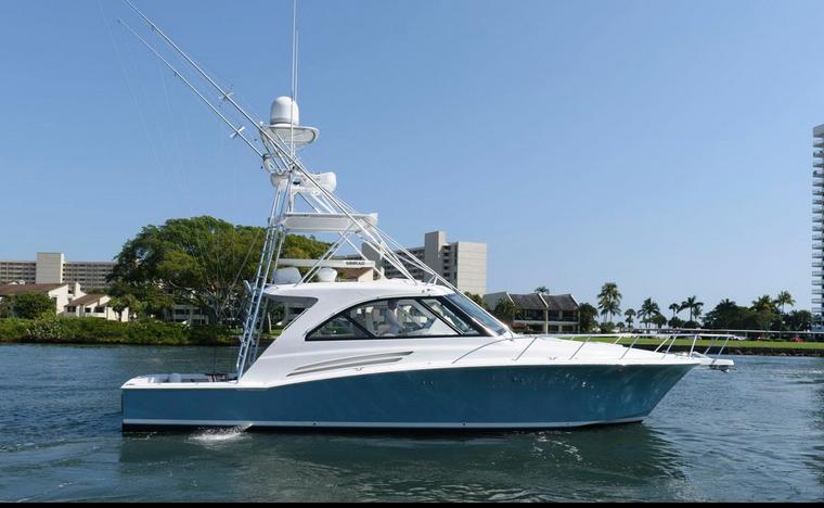 2015 Hatteras 45 Express Sportfish