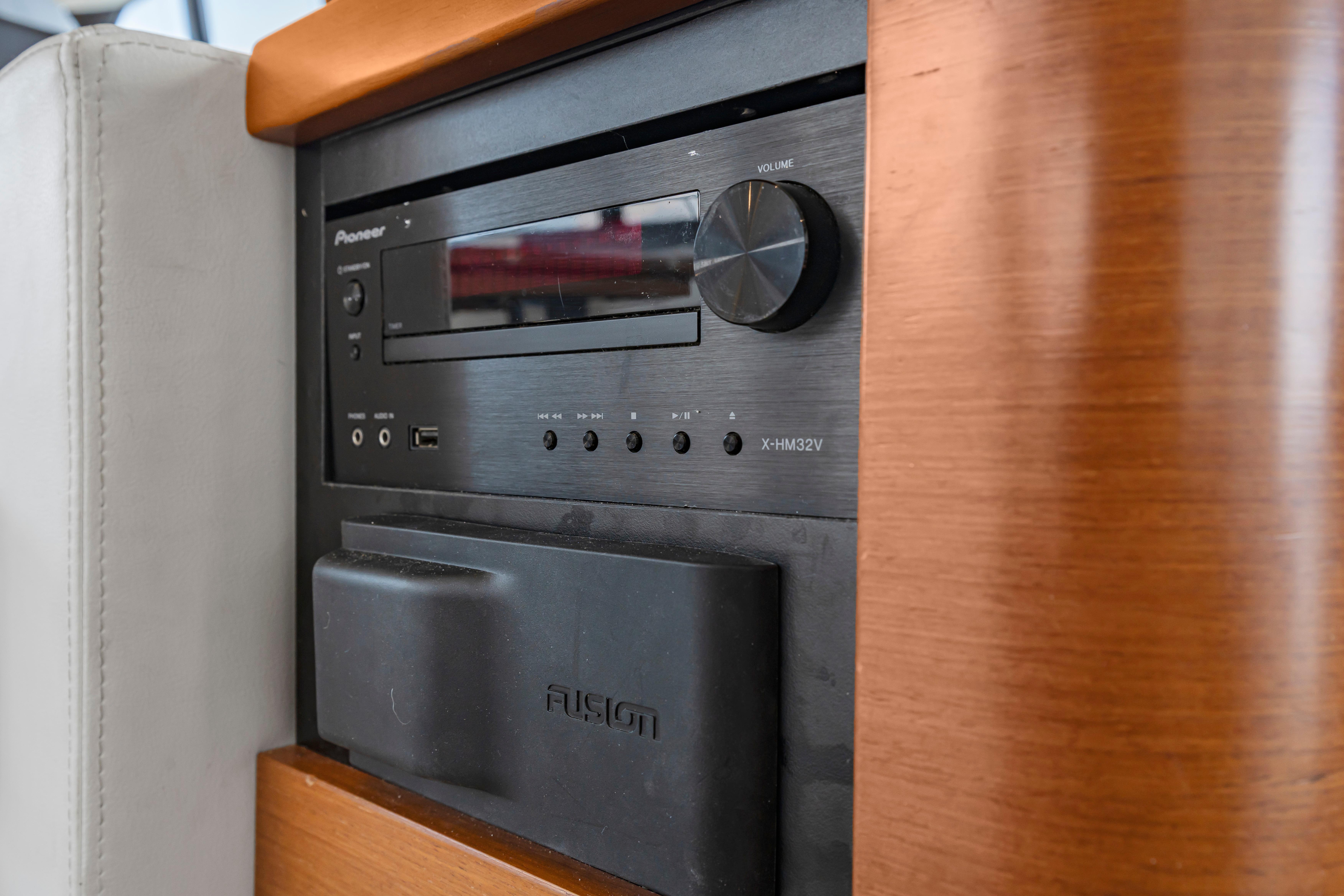 Audio system in a 2017 Prestige 500 yacht, featuring Pioneer and Fusion components.