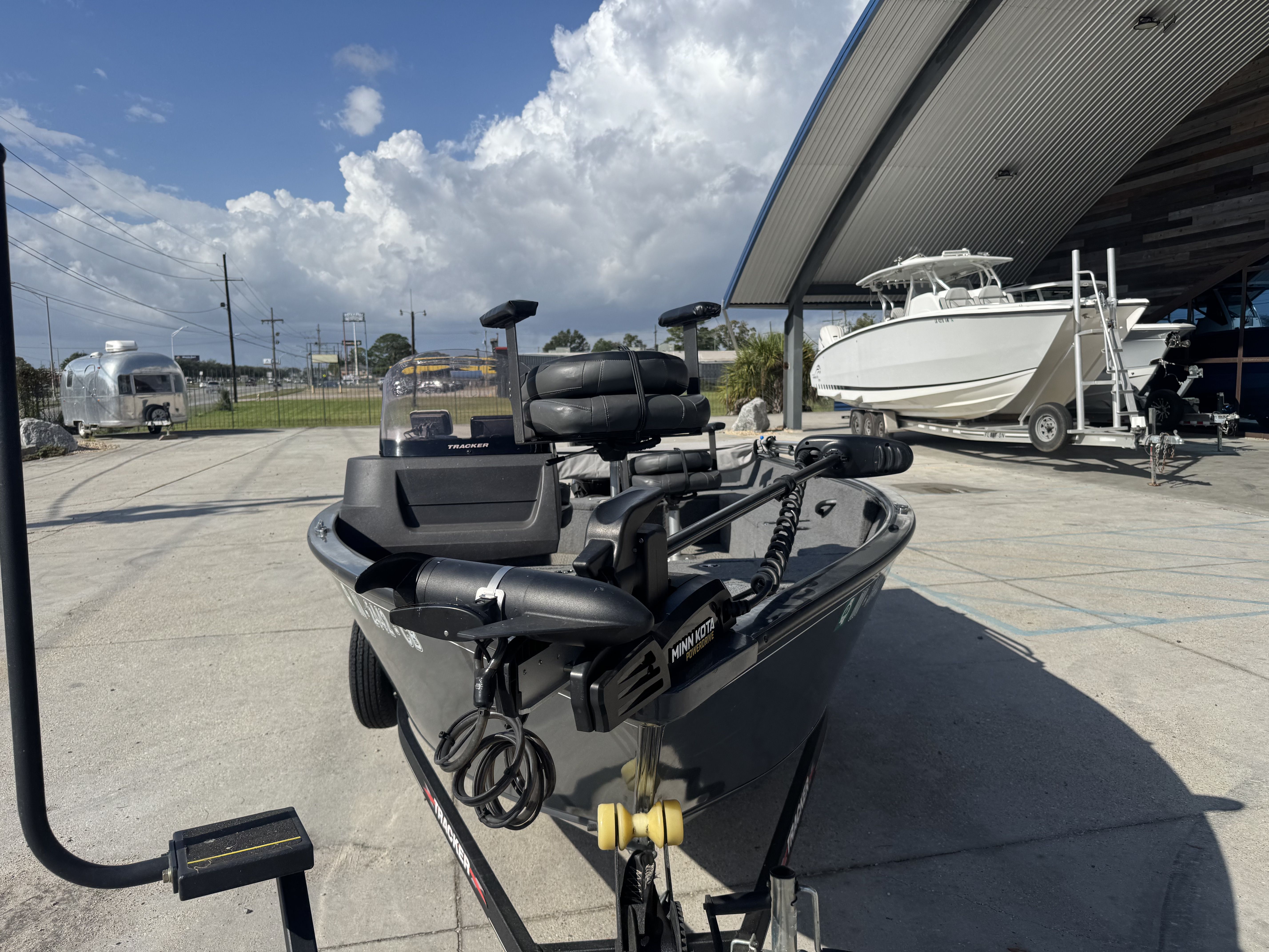 2021 Tracker Pro Guide V-16 SC - 4