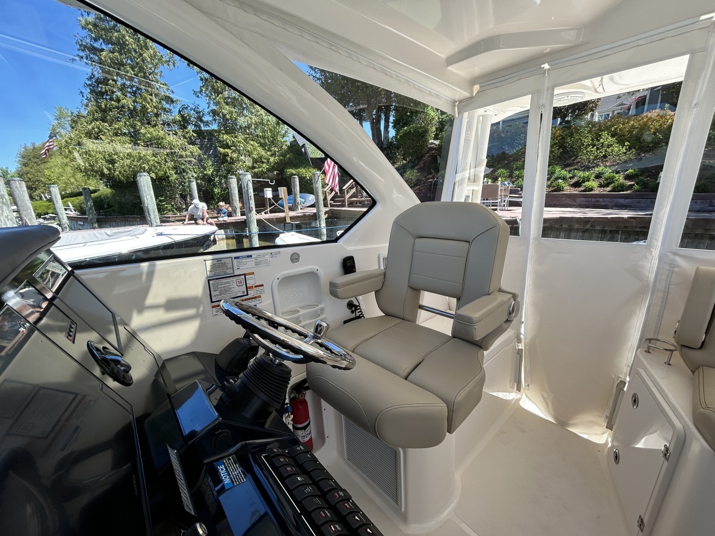2018 Pursuit OS 355 Offshore - Image 2