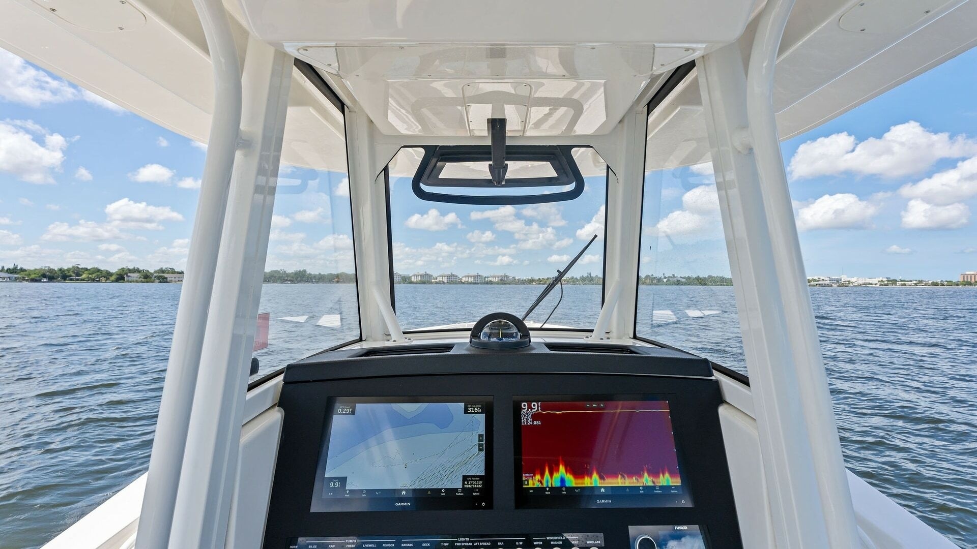 2022 Regulator — - Image 15