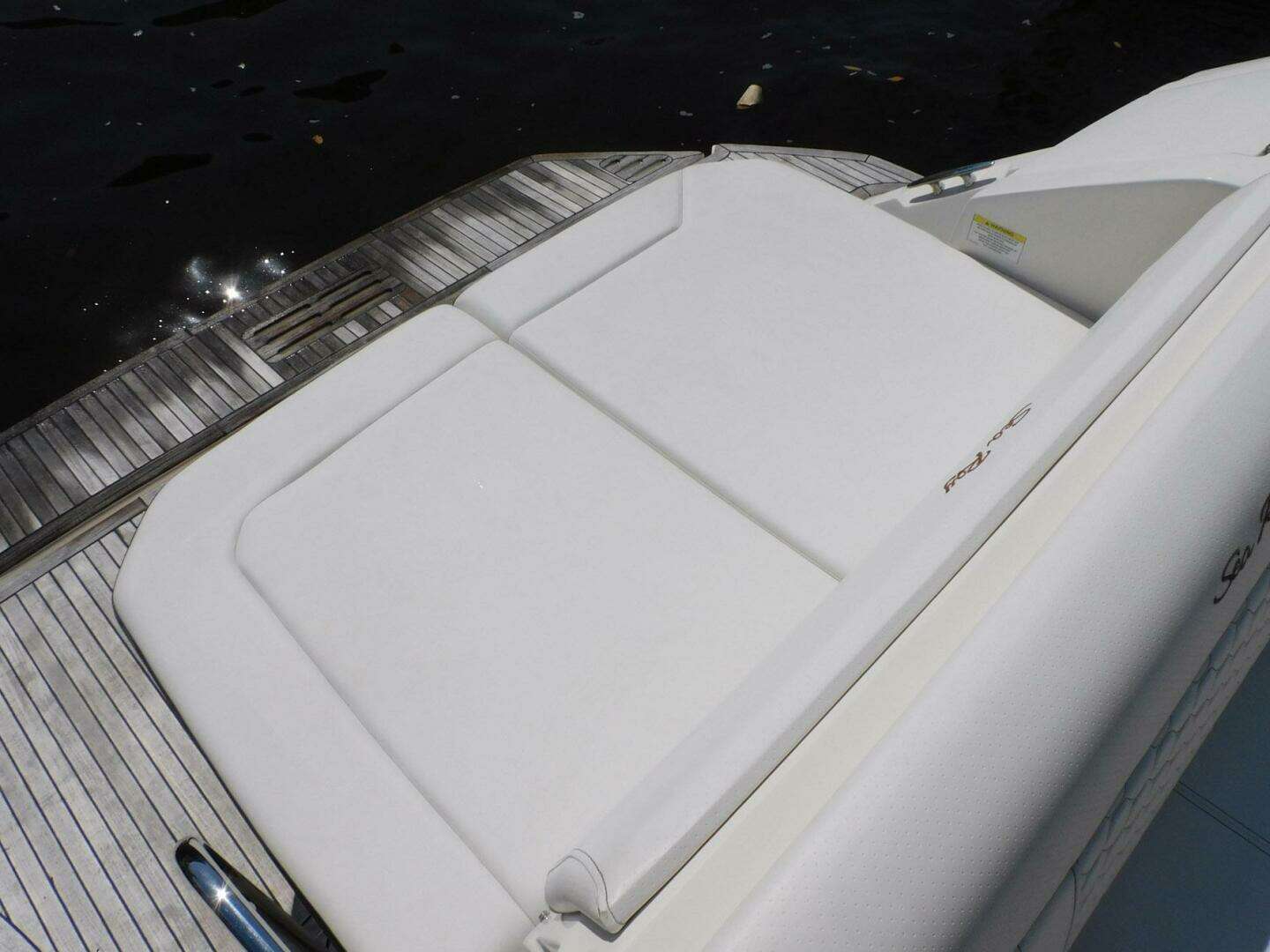 2018 Sea Ray Sundancer 320 - Image 31