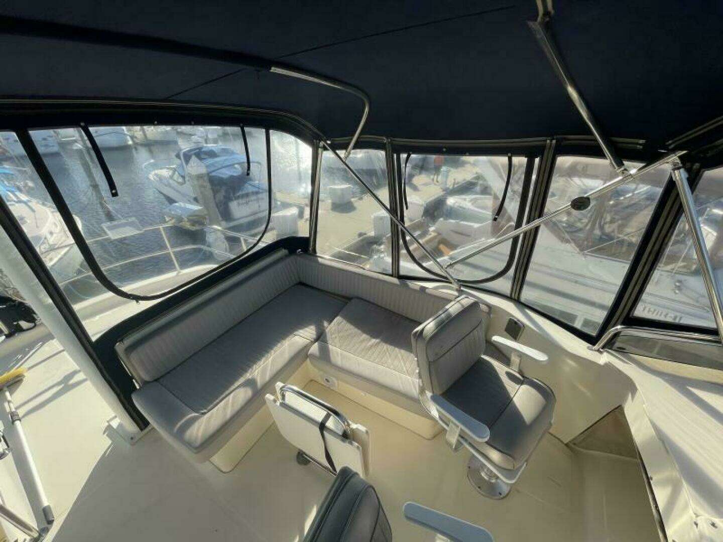2005 Mainship — - Image 11