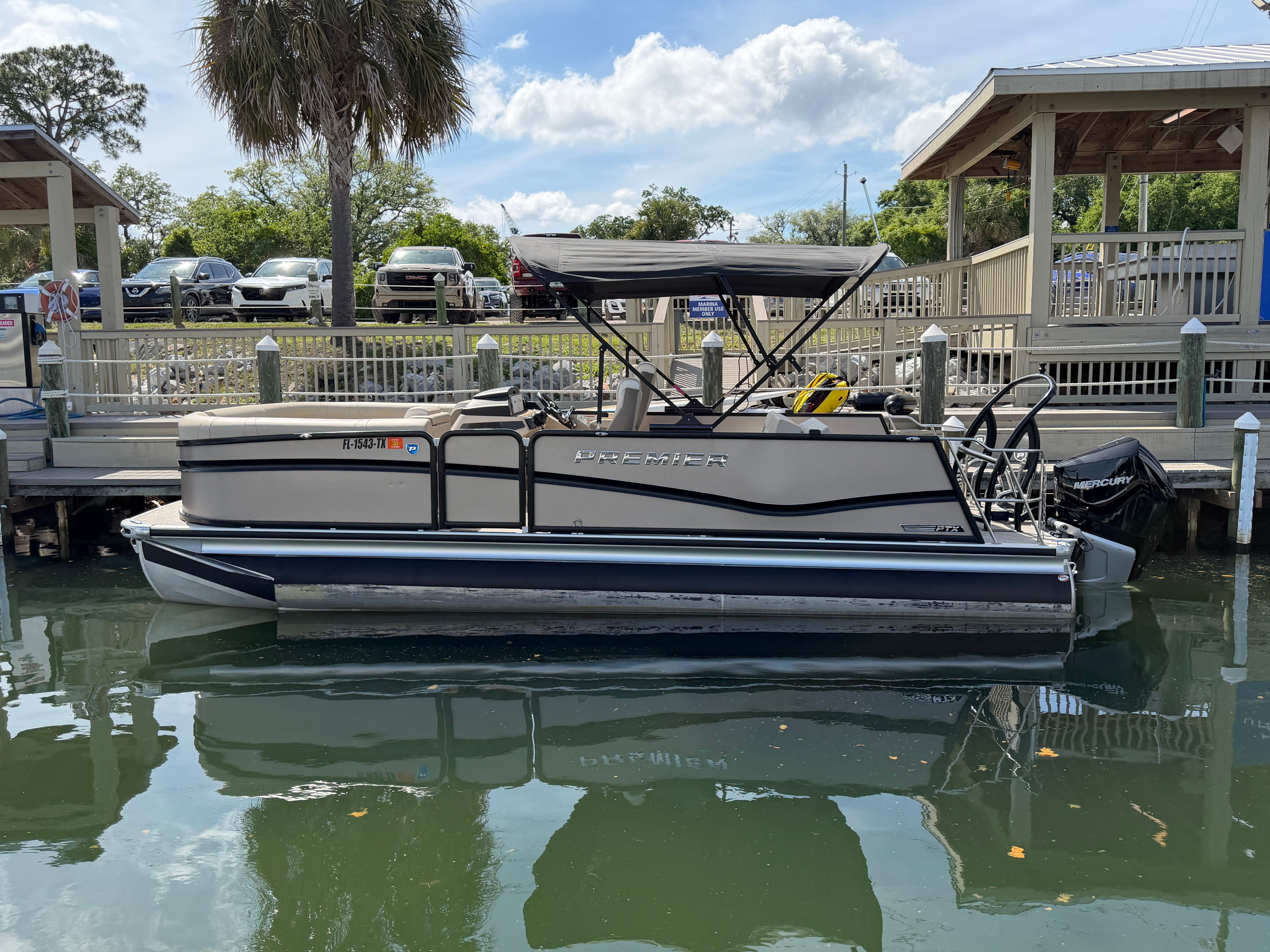 2024 Premier 230 Solaris