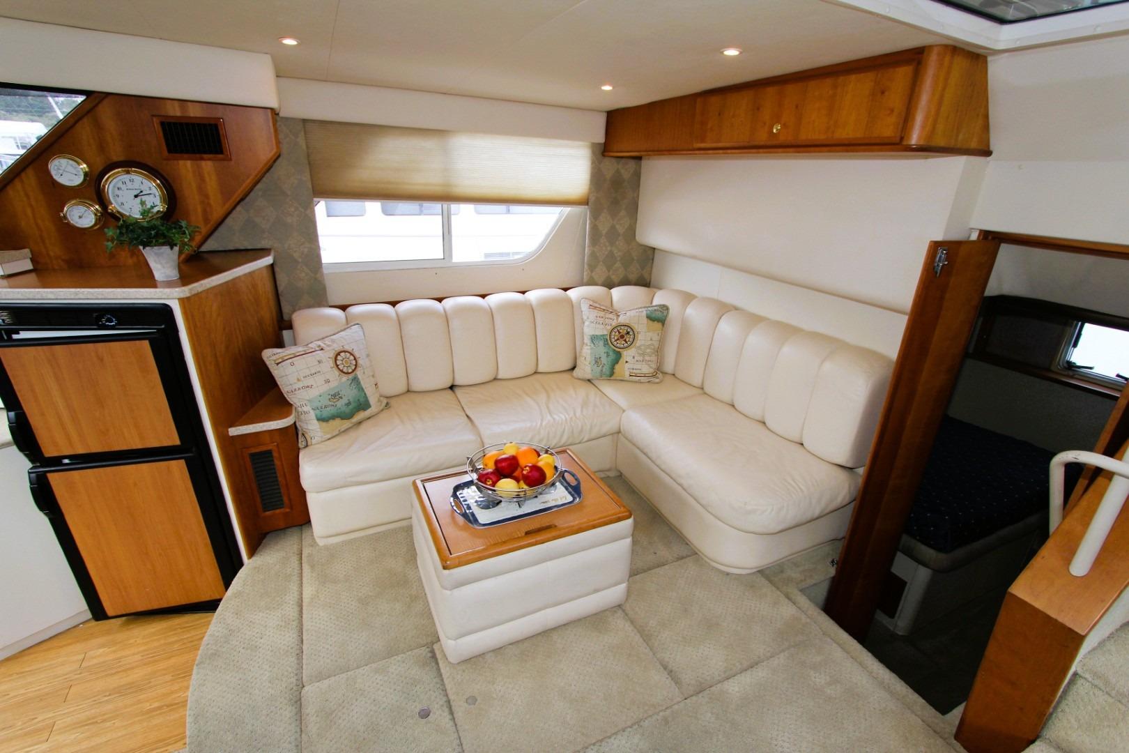 Salon and settee on starboard side