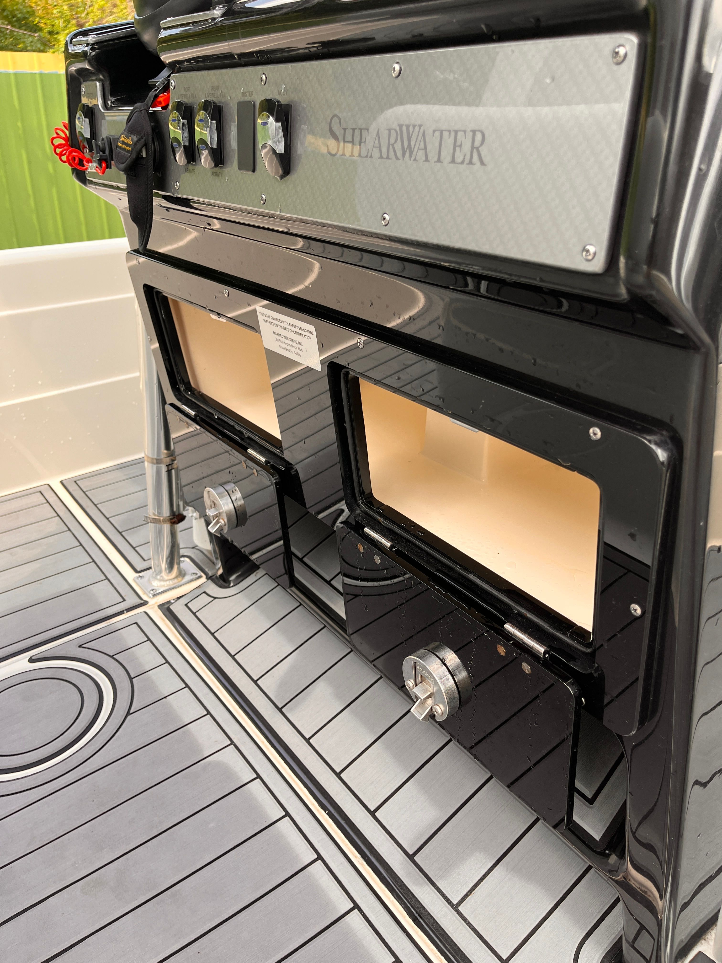 2021 ShearWater 23LTZ - 40