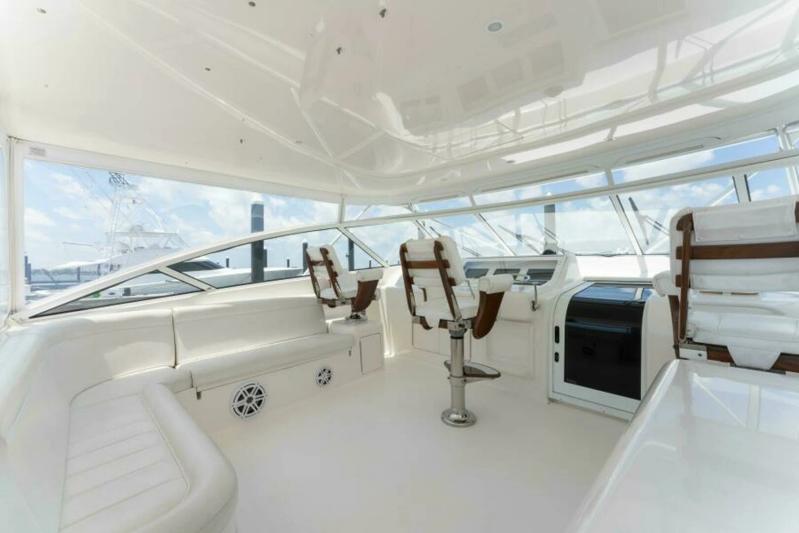 2009 Viking 45 Open - Image 22
