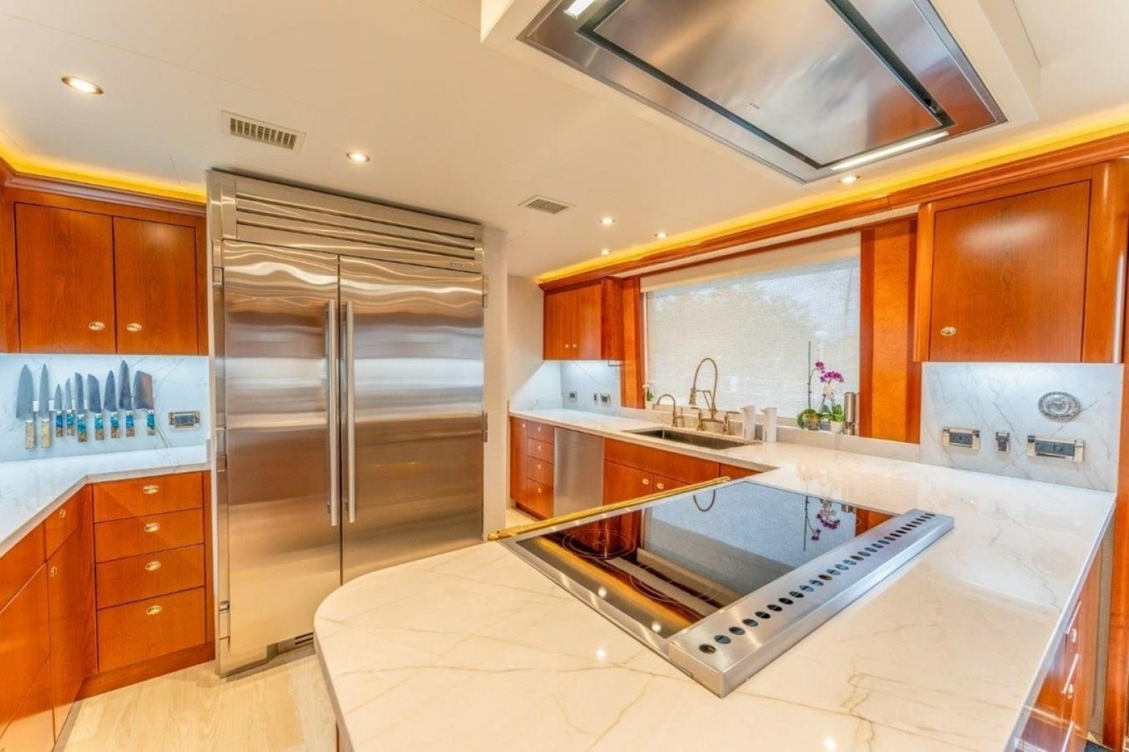 2006 Westport 130 Motoryacht - Image 28