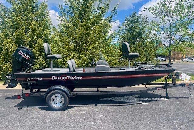 2026 Tracker Bass Tracker Classic XL