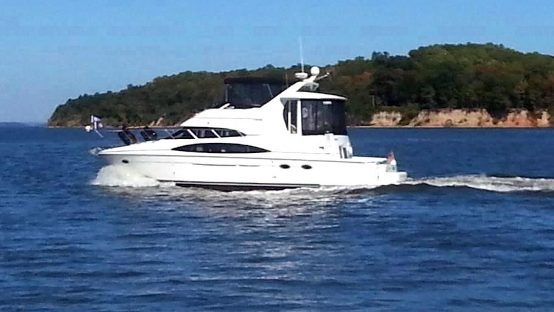 2003 Carver 444 Cockpit Motor Yacht