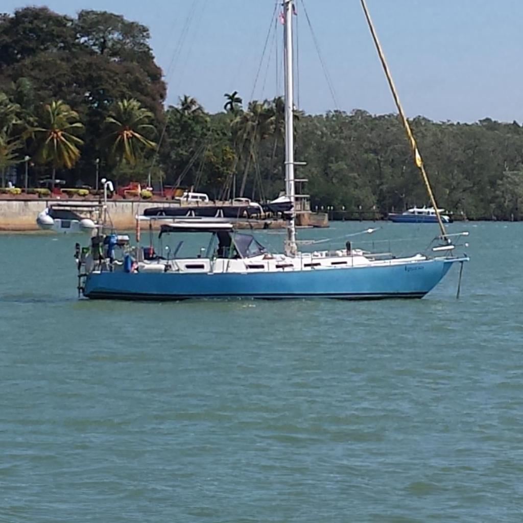 1989 Bruce Roberts Offshore 38