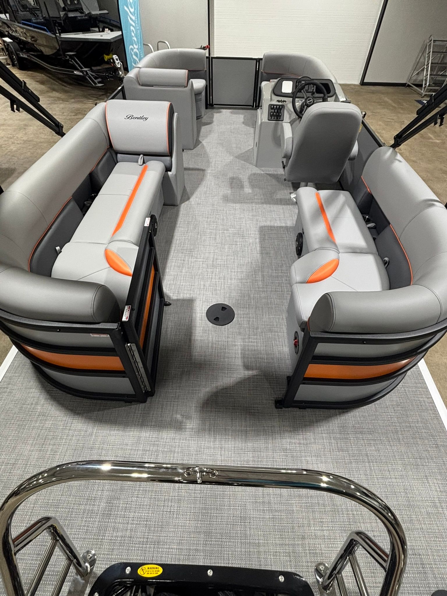 2027 Bentley Pontoons 223 Bolt - 29