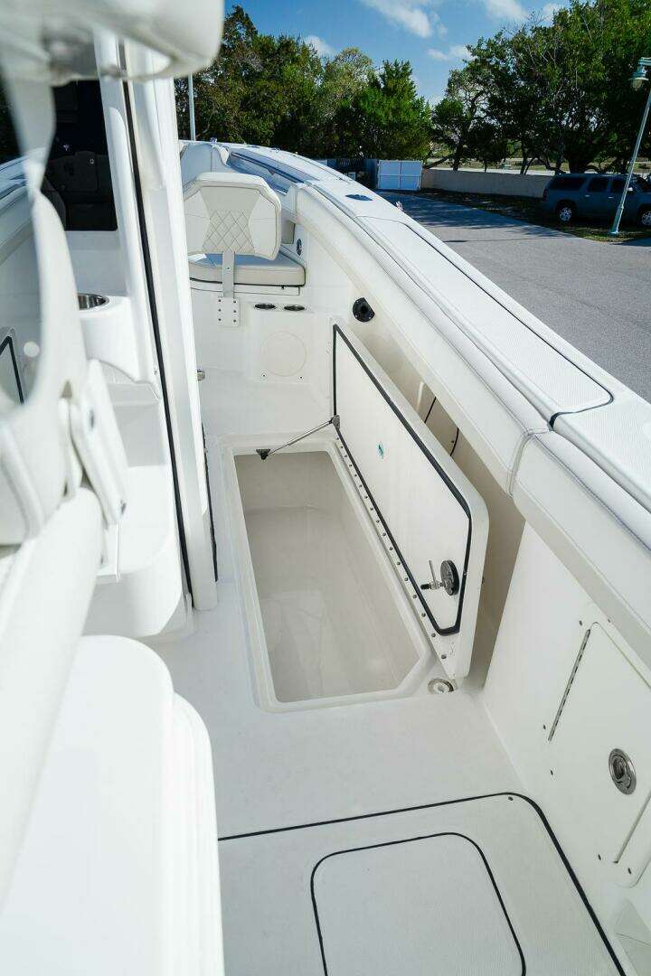 2024 World Cat 295 - Image 10