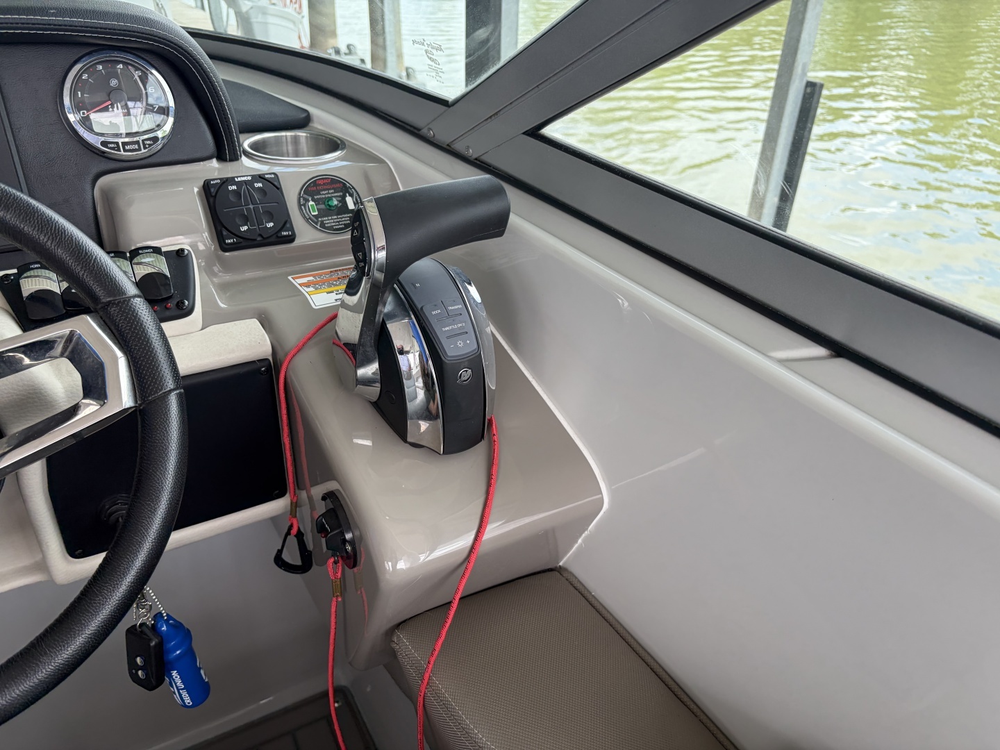 2018 Crownline Eclipse E30 - Image 30