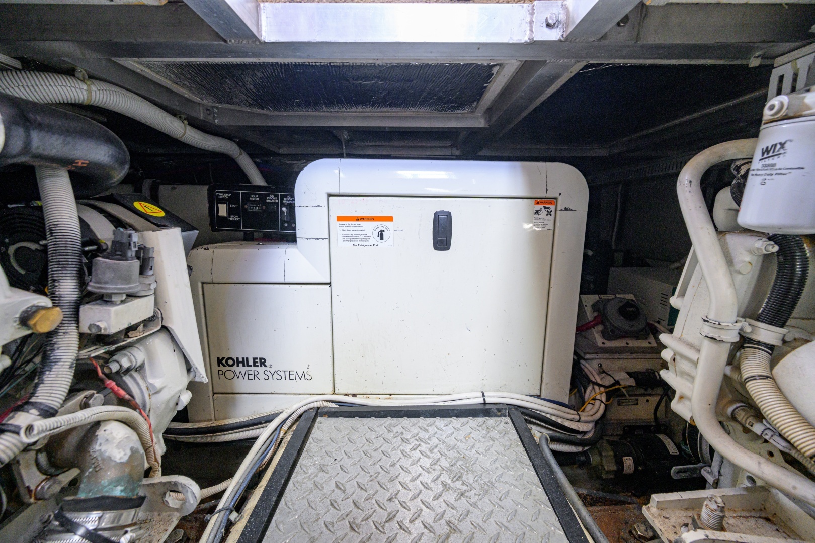 2003 Carver 444 - Image 62