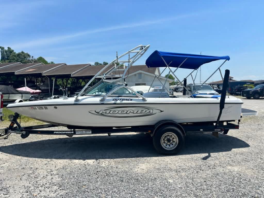 2006 Moomba Outback