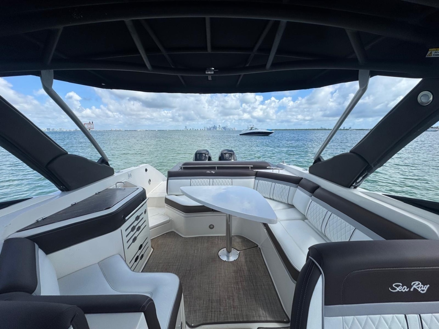 2017 Sea Ray — - Image 7