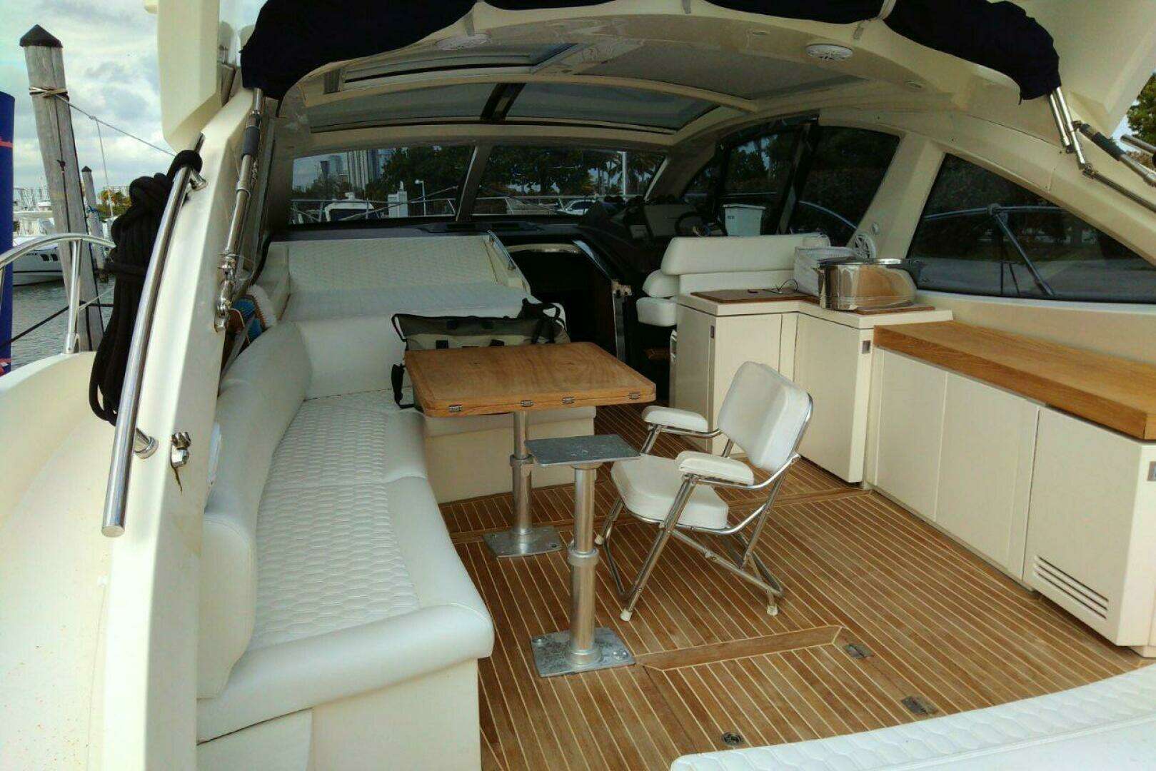 2010 Azimut Atlantis 54 - Image 16