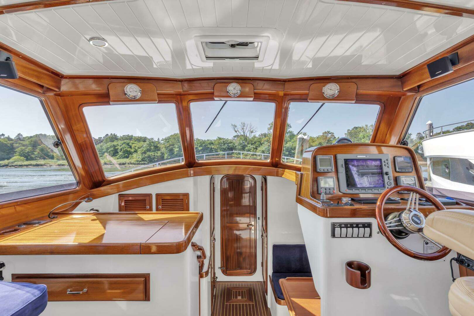 2007 Gorbon 40 - Image 20