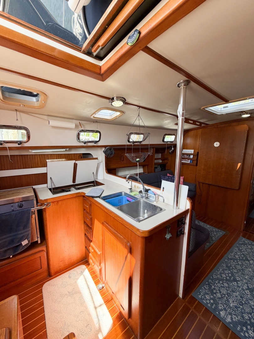 2001 Caliber 40 LRC - Image 33