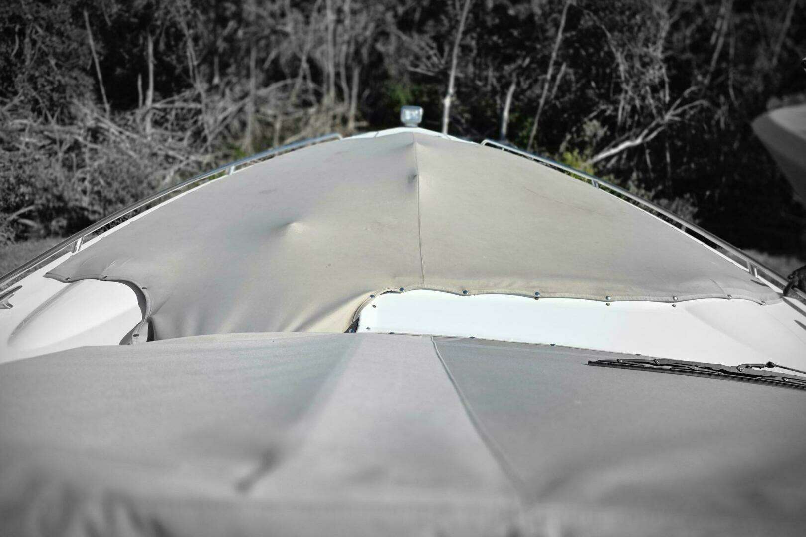 2015 Formula 350 Crossover Bowrider - Image 66