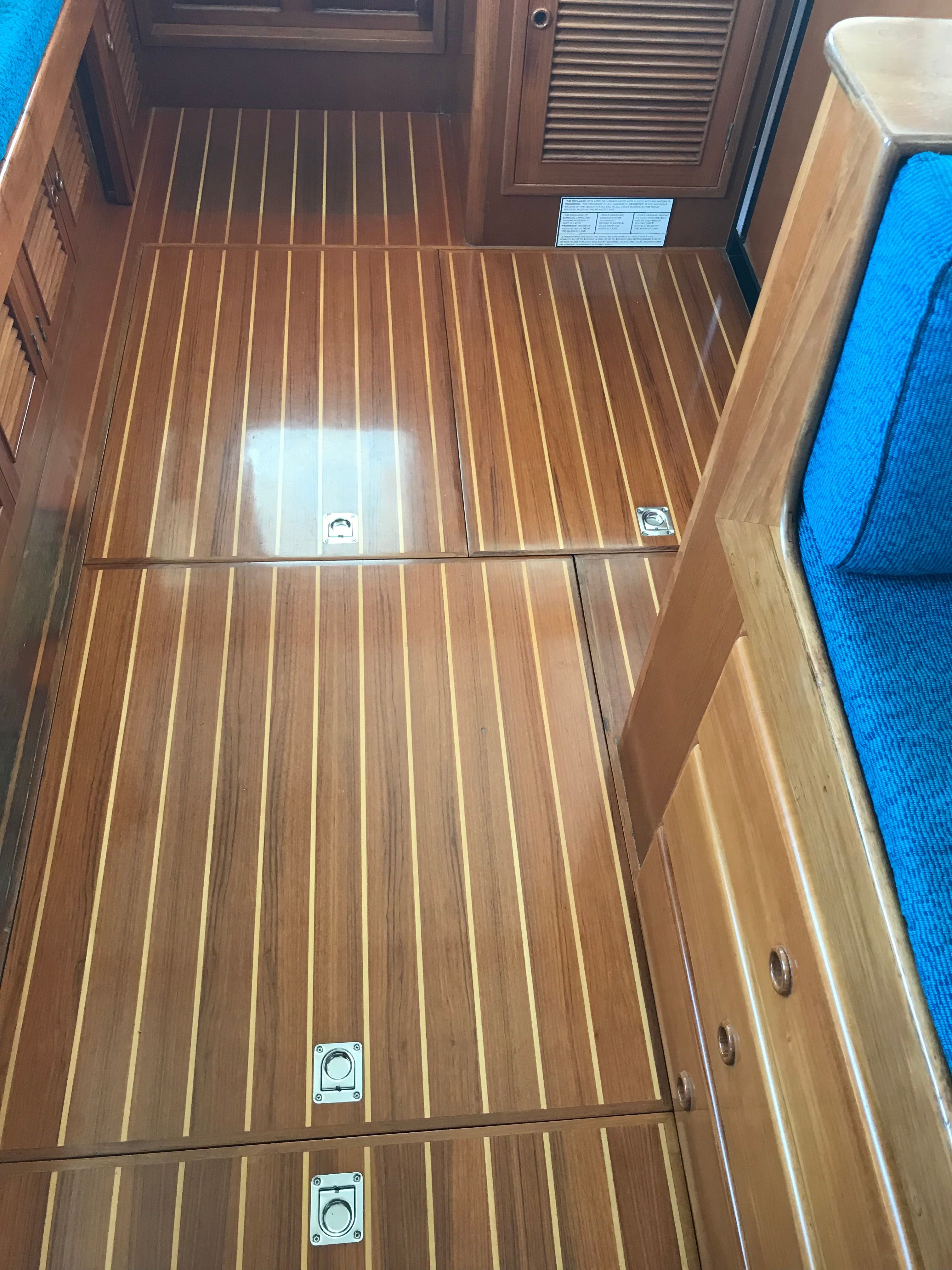 2004 Europa Orient Mariner - 26