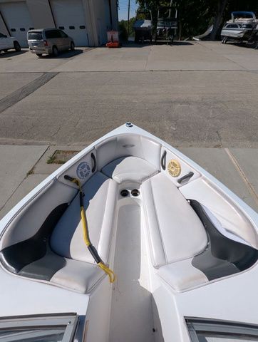 2004 Moomba Outback - 4