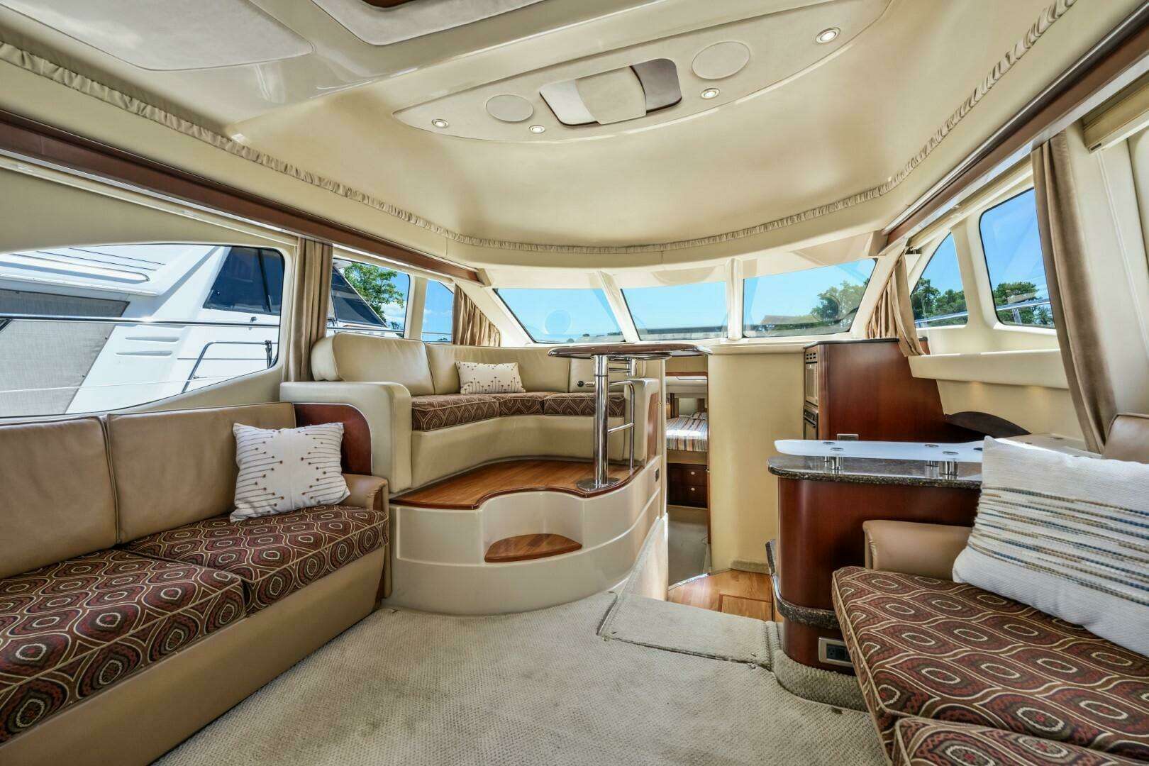 2005 Sea Ray 420 Sedan Bridge - Image 13