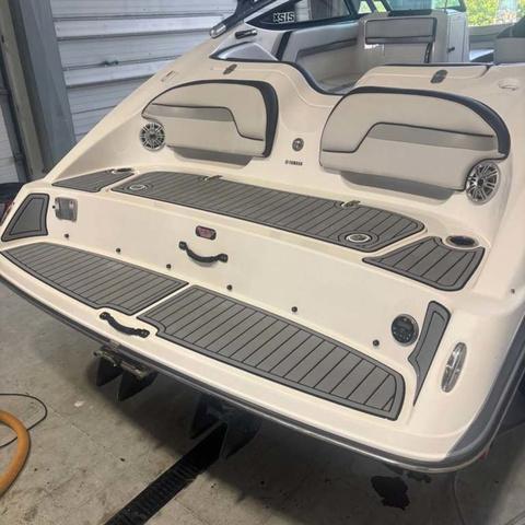 2015 Yamaha Boats 212X - 4