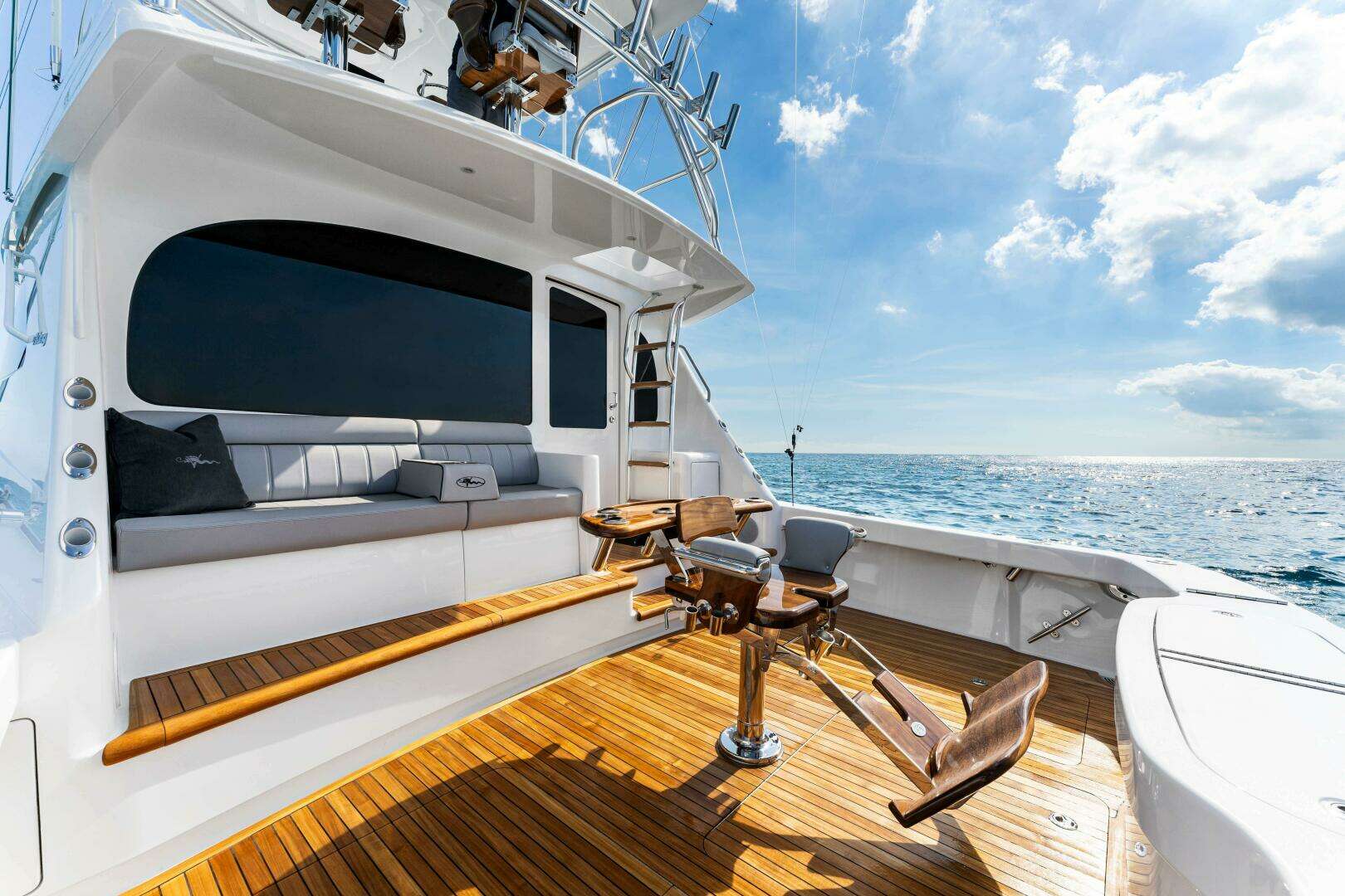 2026 Viking 50 Convertible - Image 14