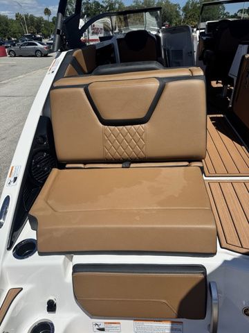 2026 Yamaha Boats 252SD - 7