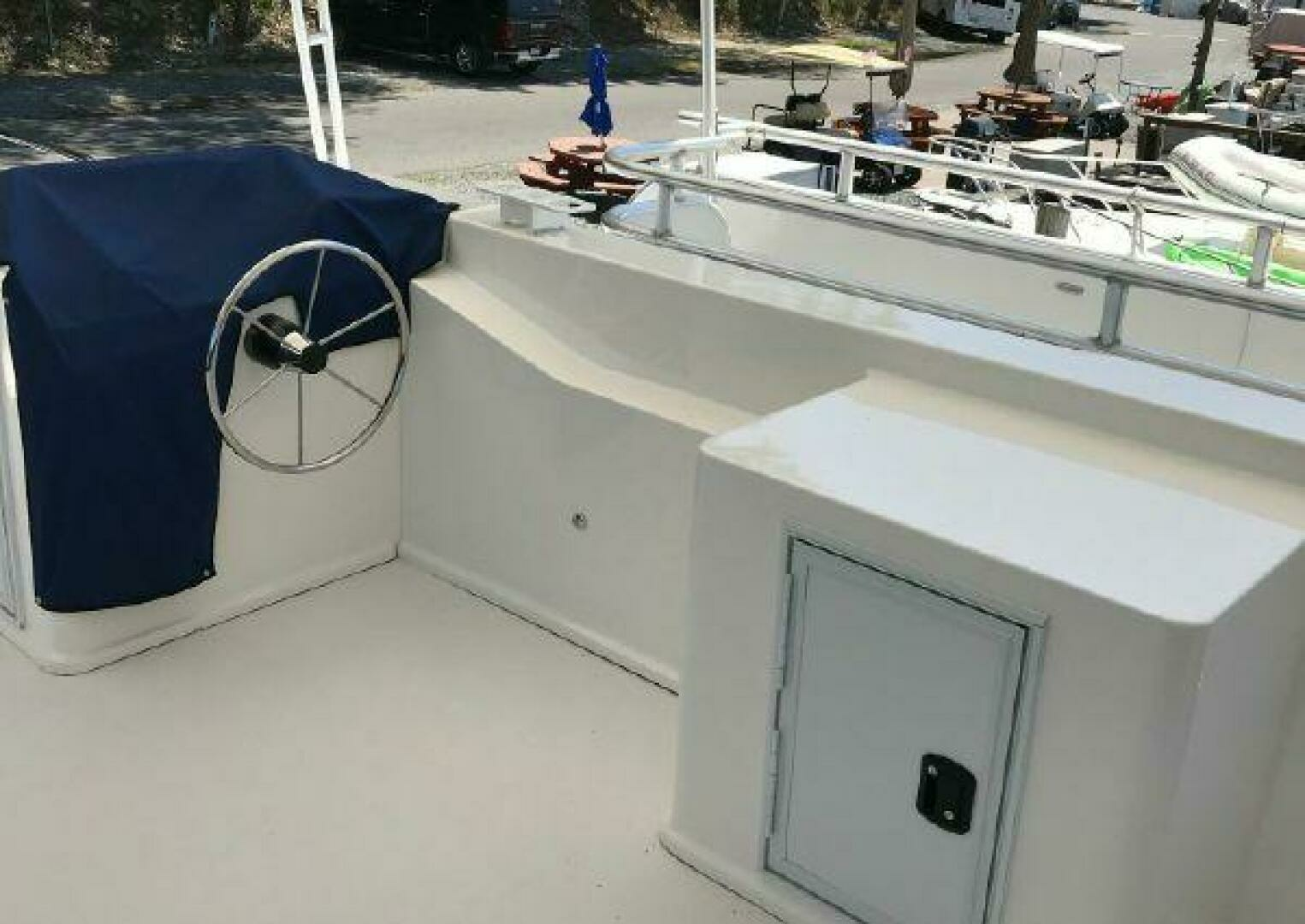 2017 Sumerset Houseboat - Image 41