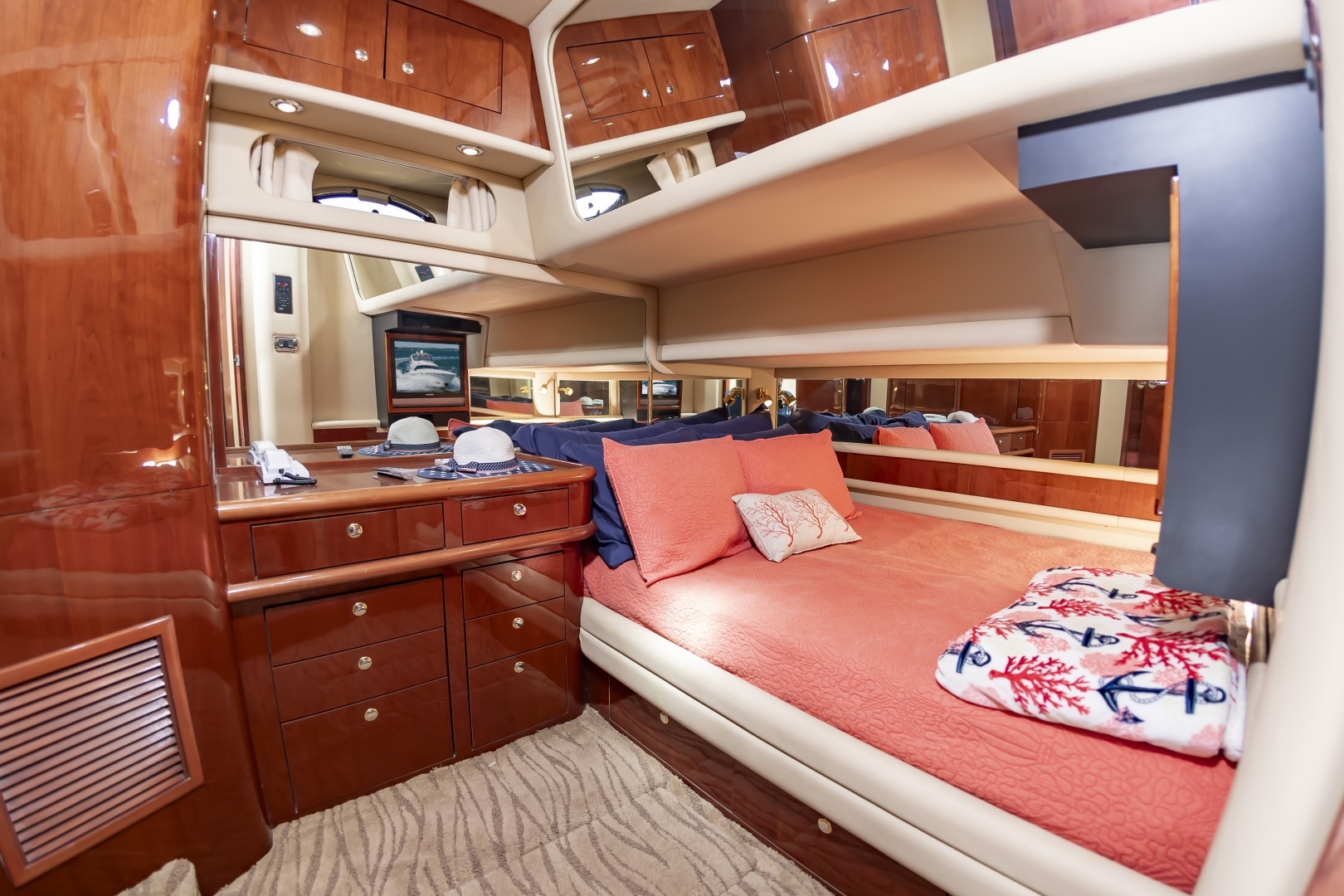 2002 Sea Ray 560 Sedan Bridge - Image 44