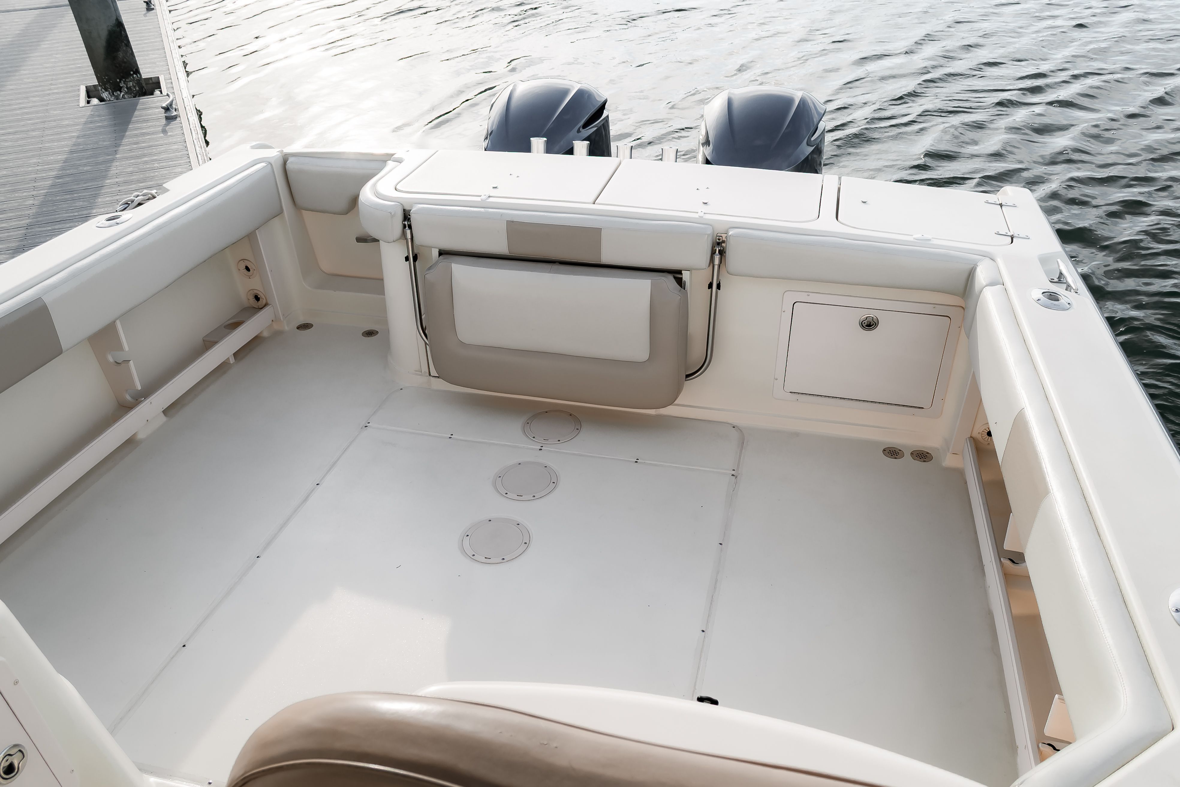 2003 Grady-White Express 330 - 2